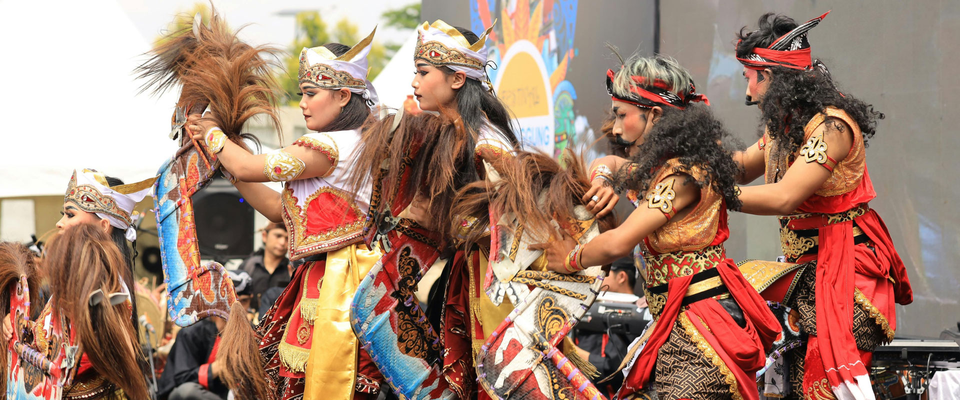 Maori Cultural Show in Rototua