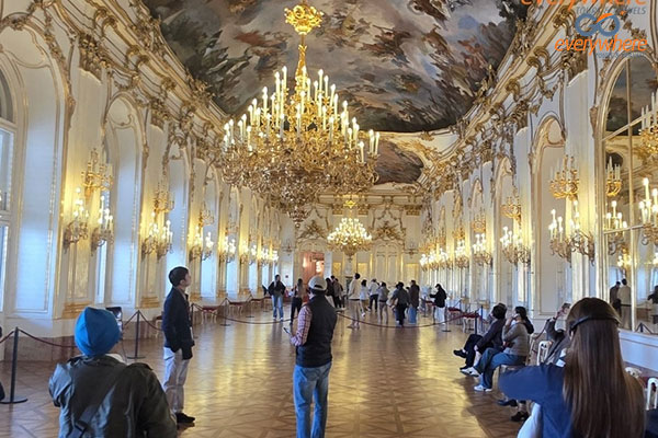 Sensational East Europe with Balkan Gallery